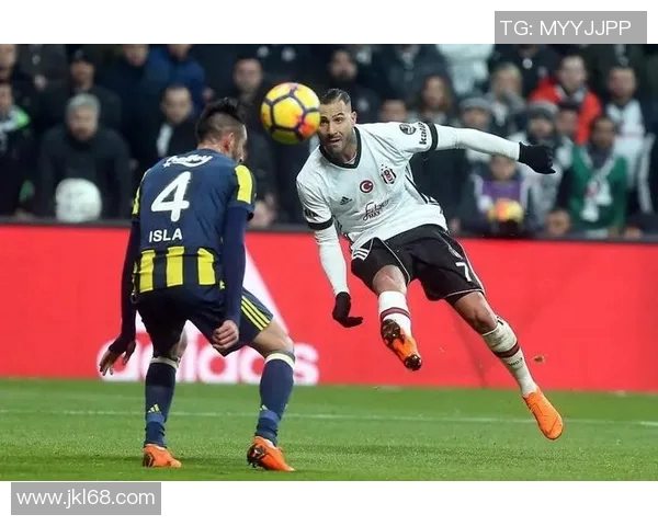 京多安的足球之路:从德甲新星到英超巨星的辉煌历程与未来展望 京多安的足球之路:从德甲新星到英超巨星的辉煌历程与未来展望