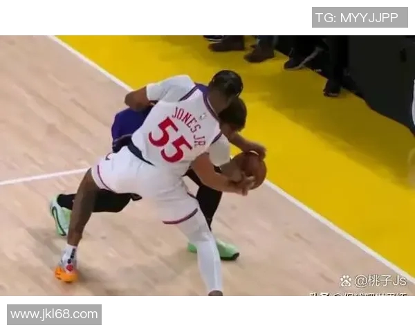 湖人对决快船全场精彩视频回顾与赛后分析