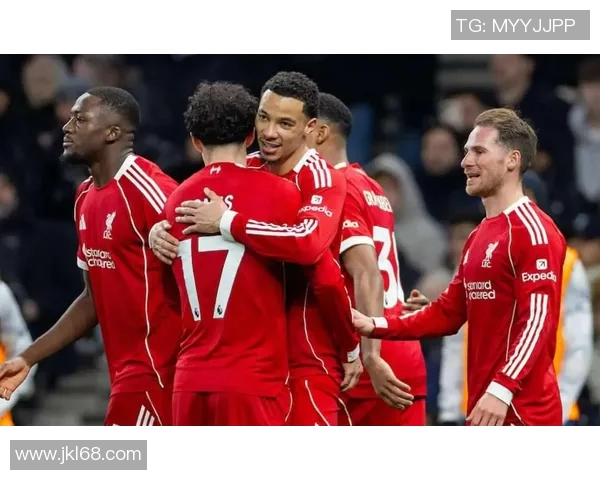 热刺与利物浦激战正酣比分揭晓引发球迷热议