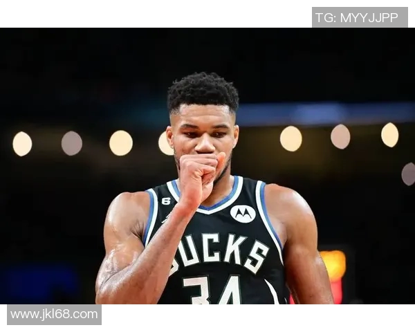 字母哥与麦基的对决谁能在赛场上笑到最后精彩对抗引发球迷热议