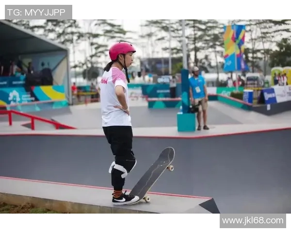 广州滑板队在全国滑板配合排行榜中荣获第七名展现出强大实力与潜力 广州滑板队在全国滑板配合排行榜中荣获第七名展现出强大实力与潜力