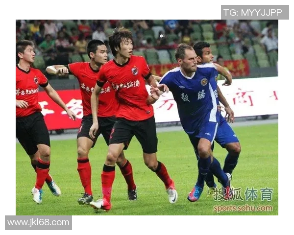 深圳篮球队战术之争引发热议球迷与专家的不同声音分析